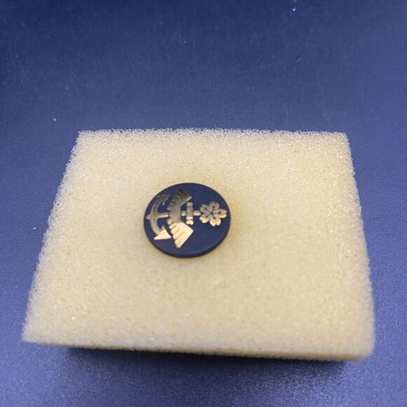 Vtg Japanese Maritime Self-Defense Force Cap Badge Anchor Cherry Blossom JMSDF - Picture 4 of 9